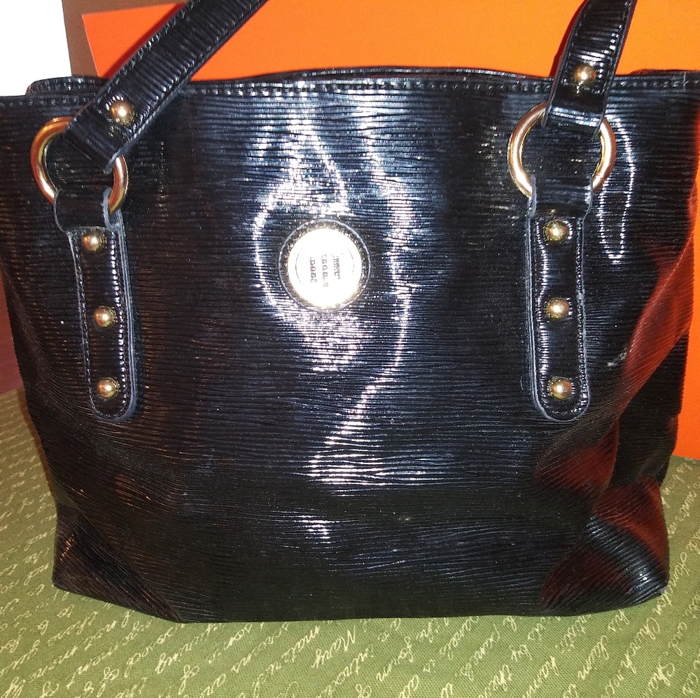 Tommy Purse